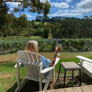 Meet your Posher, Lola